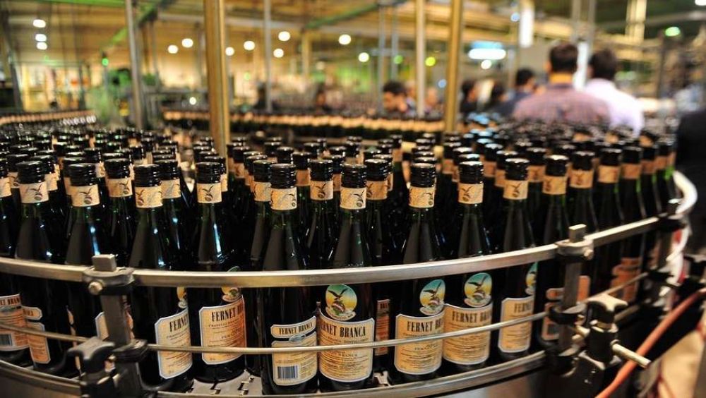Fernet Branca: delegados piden 40% de aumento y aseguran que si no cumplen podra faltar bebida en abril