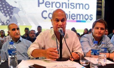 El Momo Venegas empez� el operativo para integrar las listas de Cambiemos
