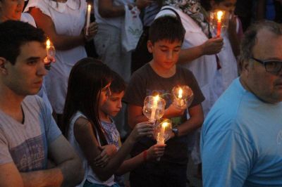Docentes marcharon con antorchas por las calles c�ntricas de Jun�n