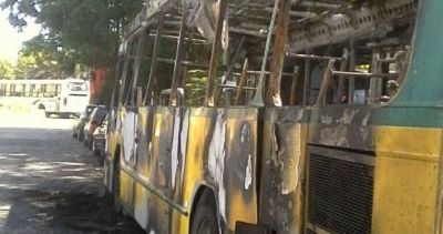 Cooperativistas quilme�os apuntan a Martiniano Molina por la quema de un colectivo