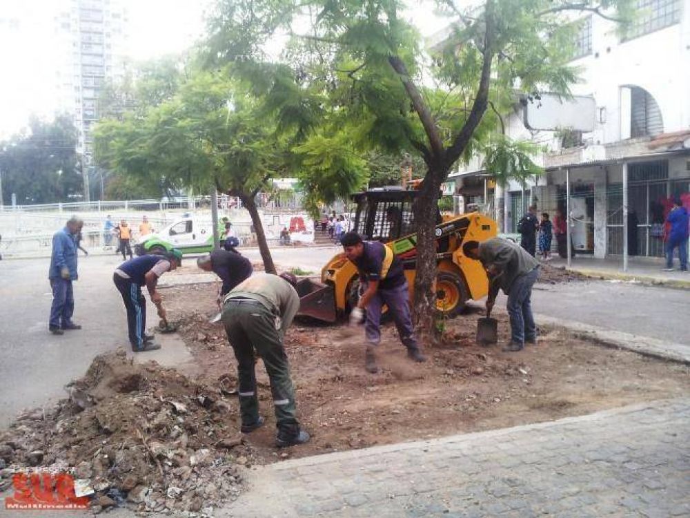 Remodelan el boulevard de Carlos Pellegrini para instalar a vendedores histricos