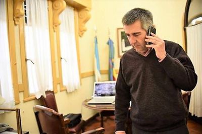 SEG�N PEREZ DEL CERRO: �Es urgente que se apruebe la instalaci�n de antenas de telefon�a m�vil en la ciudad�