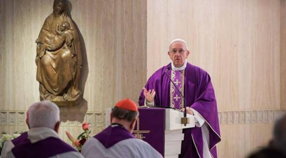 Papa Francisco: �Maldito el hombre que conf�a en s� mismo, en su coraz�n�