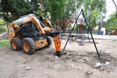 El Municipio renueva 3 espacios verdes de la ciudad