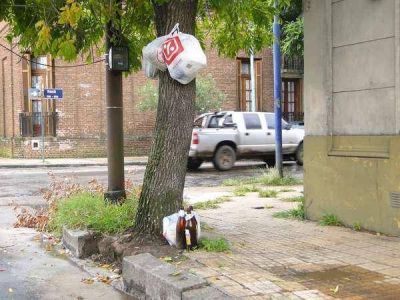 �NO SAQUEN LA BASURA� 