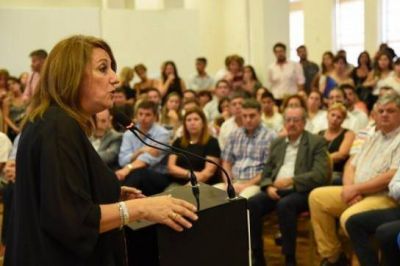 Grave: Fein minti� sobre el viaje a Europa