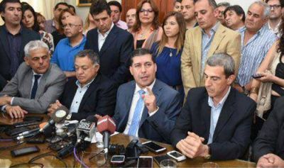 El Gobierno dispuso incrementar un 16% el salario de los estatales