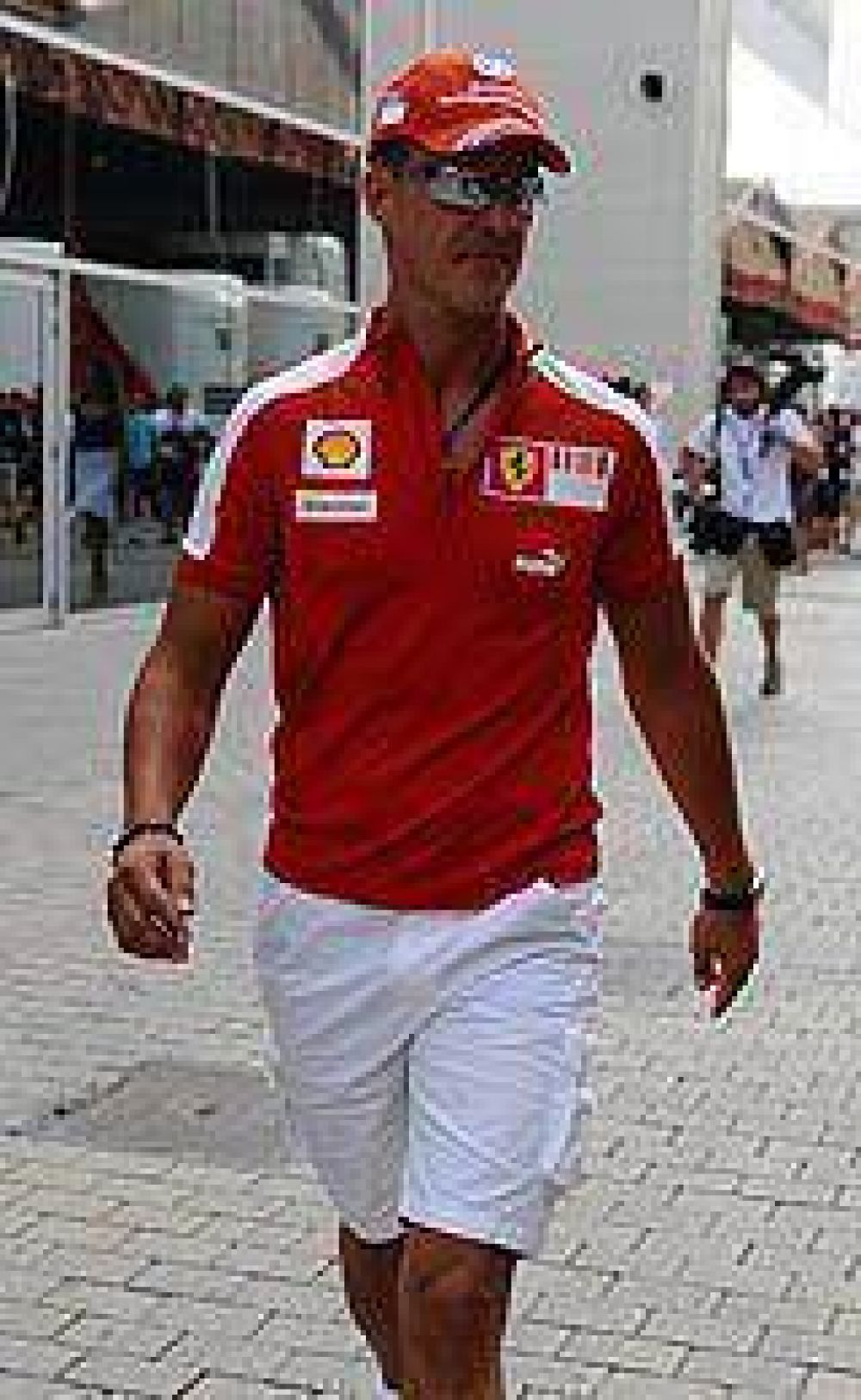 El director de Ferrari abre la puerta para que Schumacher vuelva a correr en 2010