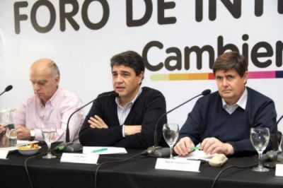 Jorge Macri encabezó el primer Foro Federal de Intendentes de Cambiemos