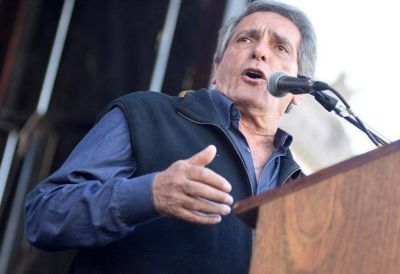Carlos Acu�a: 