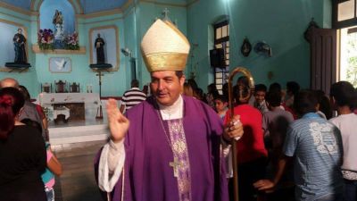 Obispo pide agua para m�s comunidades del Chaco