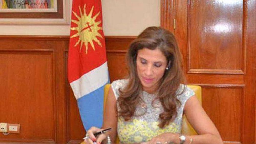 La Gobernadora autoriz� obras para el interior provincial