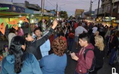 Lan�s: El Municipio busca impulsar y desarrollar el comercio local