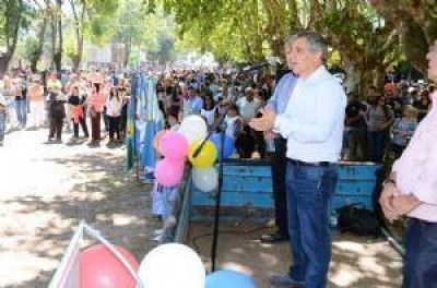 �Gracias Britos por incluirnos en Chivilcoy, prender la luz y sacarnos del barro�