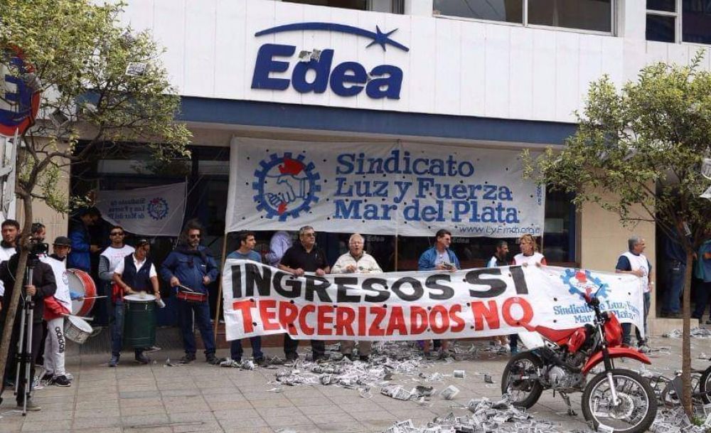 Ante la venta de la empresa Edea, paran los trabajadores de Luz y Fuerza