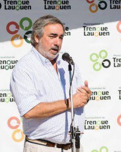 Fern�ndez se mostr� visiblemente molesto y la causa es el conflicto con algunos m�dicos del Hospital de Trenque Lauquen