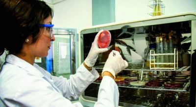 Dos universidades, a cargo del control del agua potable en C�rdoba