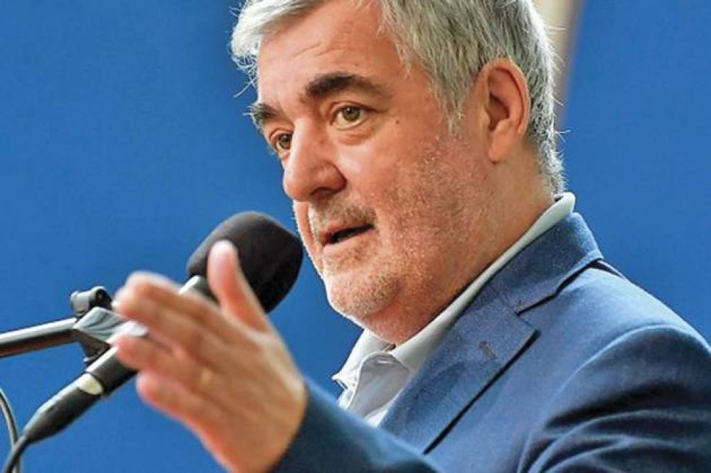 Das Neves firm� en Casa Rosada convenio enmarcado en el Programa Federal de Desendeudamiento Provincial