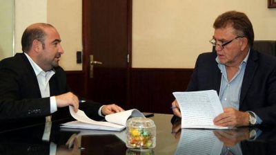 Mirolo consigui� $ 31 millones de la Naci�n para obras de pavimentaci�n