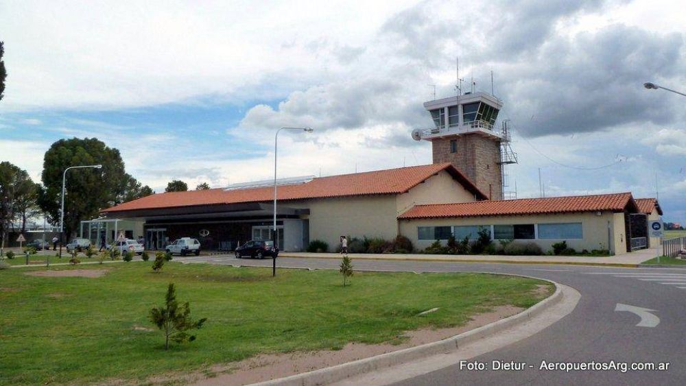 Senadores por San Luis piden informes por la suspensin de obras en el aeropuerto