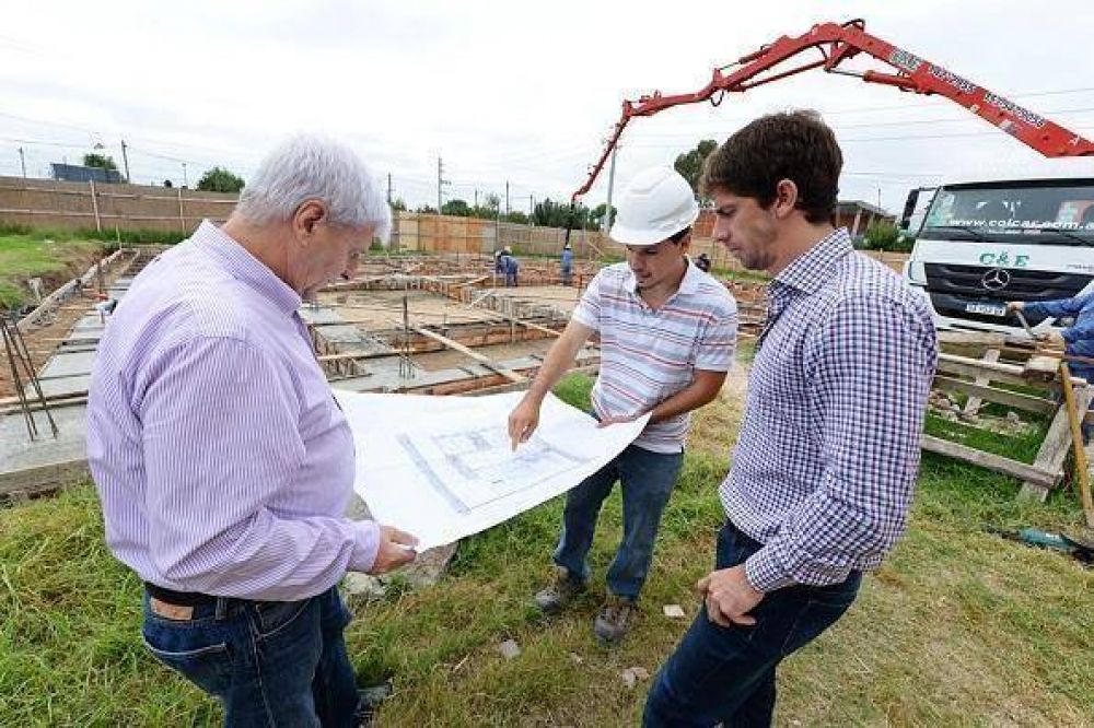 Andreotti supervis la construccin de la nueva UDI en Virreyes Oeste