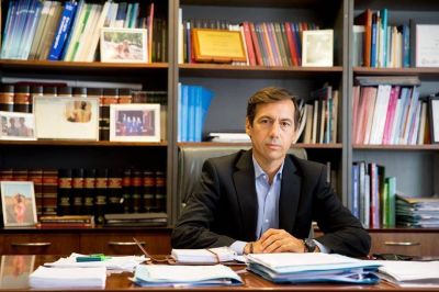 Para Naidenoff, la citaci�n a Insfr�n �es inminente�