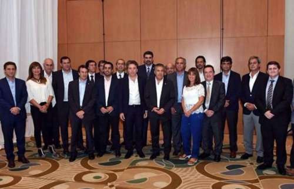 Junto a 20 provincias, Salta particip� de la firma de un importante acuerdo fiscal