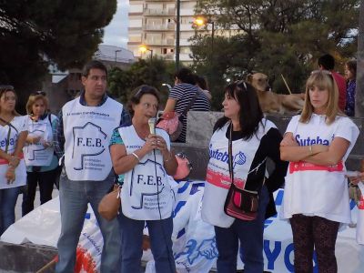 Fallo judicial impide descontar d�as de paro a docentes provinciales