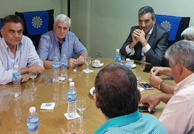 Randazzo analiz� la actualidad pol�tica con dirigentes de la UOM