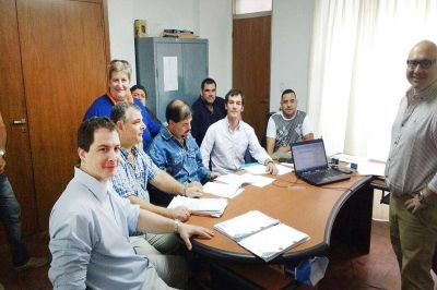 Homologaron el nuevo escalaf�n salarial para los trabajadores municipales