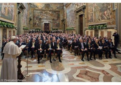 La Iglesia puede y debe ayudar al renacer de Europa, resuenan las palabras del Papa Francisco