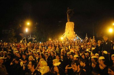 Acto y masiva marcha para recordar al �ltimo golpe de Estado