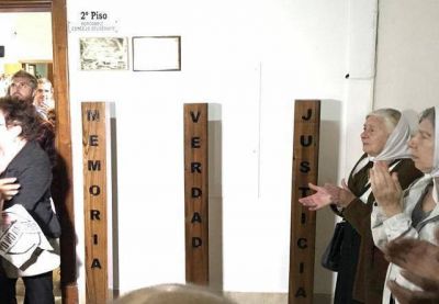 Se inaugur� un monumento en homenaje a los desaparecidos