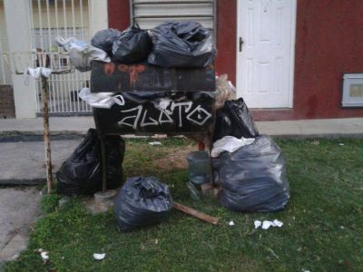 Tapados de basura y emergencia en Berisso