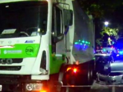 Un recolector de basura perdi� sus piernas mientras trabajaba