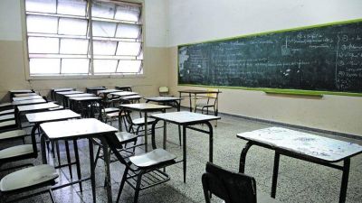 Intiman a la Provincia a no descontar m�s d�as de paro a los docentes