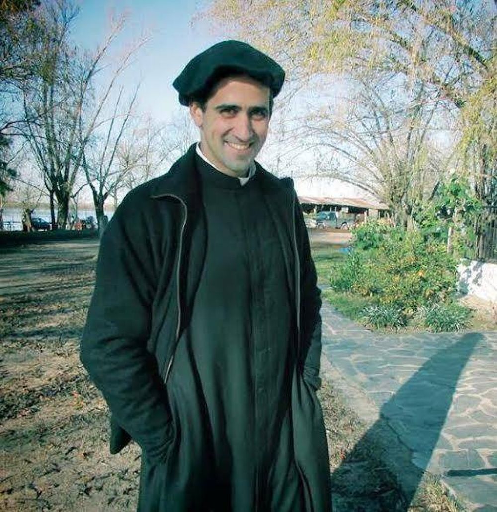 El padre Lucas Martnez ser el nuevo prroco de Santiago Apstol