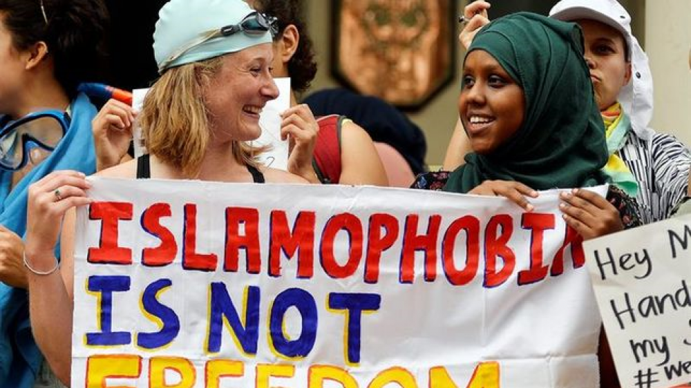 Canad: Diputados aprueban mocin para combatir la islamofobia