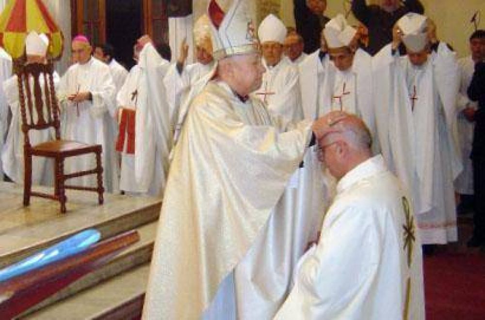 Quin es el nuevo obispo castrense?