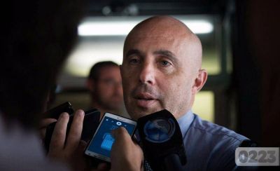 Piden la destituci�n del fiscal Juan Manuel Pettigiani