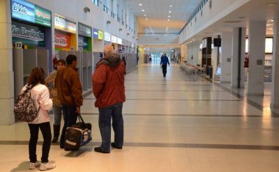 Paro de colectivos: Bah�a Blanca se queda sin transporte de corta, media y larga distancia
