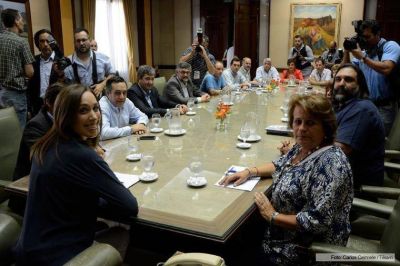 Nuevo round entre Provincia y los docentes: suena la palabra 