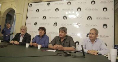 Con gui�o papal, Moyano, Palazzo y Micheli hablaron de �unidad contra el ajuste�