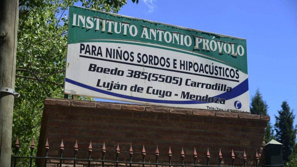 Denuncian encubrimientos de la Iglesia en los abusos del Instituto Pr�volo en Verona