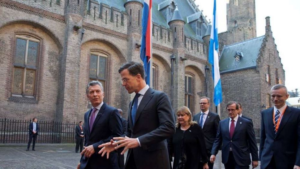 Mauricio Macri en Holanda: declaraciones sobre Malvinas y almuerzo con el primer ministro y los reyes