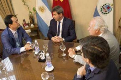 China ratific� su inter�s por El Tambolar y T�nel de Agua Negra