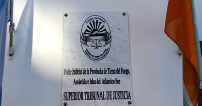 Empleados judiciales acordaron un 10 % de aumento