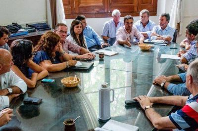 Municipales: intendentes definen la propuesta y el jueves se vuelven a reunir