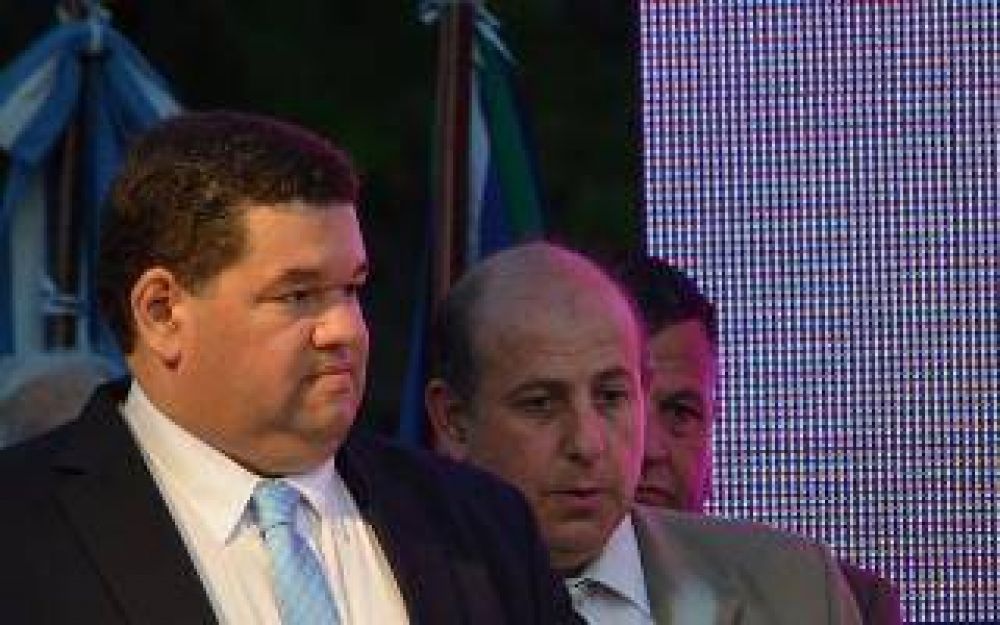Berisso: En medio del paro, el Intendente convoc� 