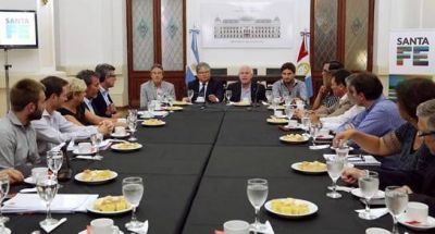 Lifschitz se reuni� con intendentes de la provincia